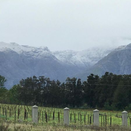 Raithby Winelands Historical Cottage 外观 照片