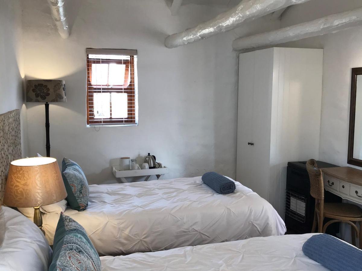 Raithby Winelands Historical Cottage 外观 照片
